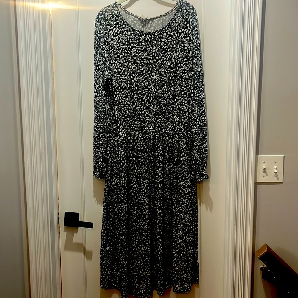 EUC Boden Ditsy Maxi Dress